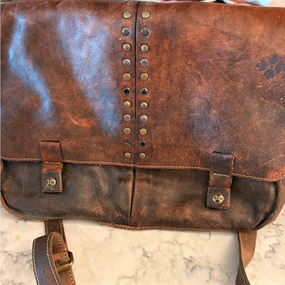 Patricia Nash Distressed Brown Leather Messenger Bag